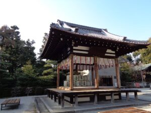 わら天神社殿